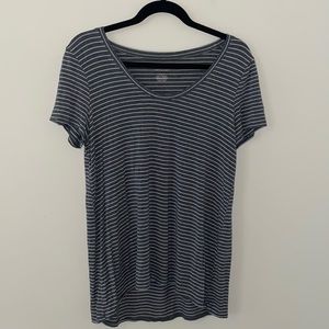 American eagle soft and sexy t